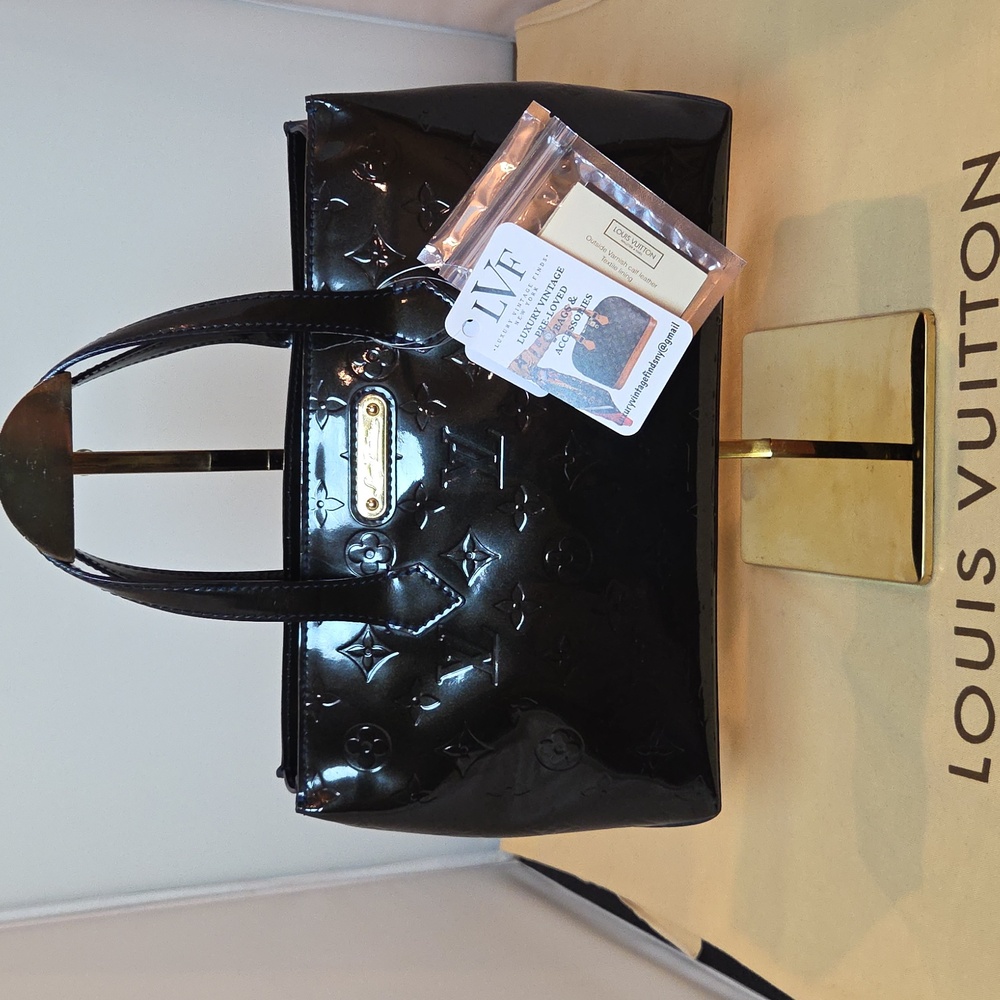 Louis Vuitton Monogram 2011 Vernis Roxbury Drive ltd production Color Blue Nuit